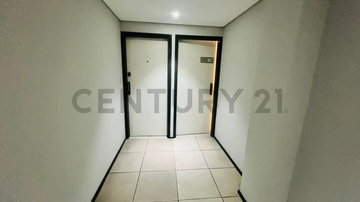 DEPARTAMENTO 3 AMBIENTES CON COCHERA EN ALQUILER 5