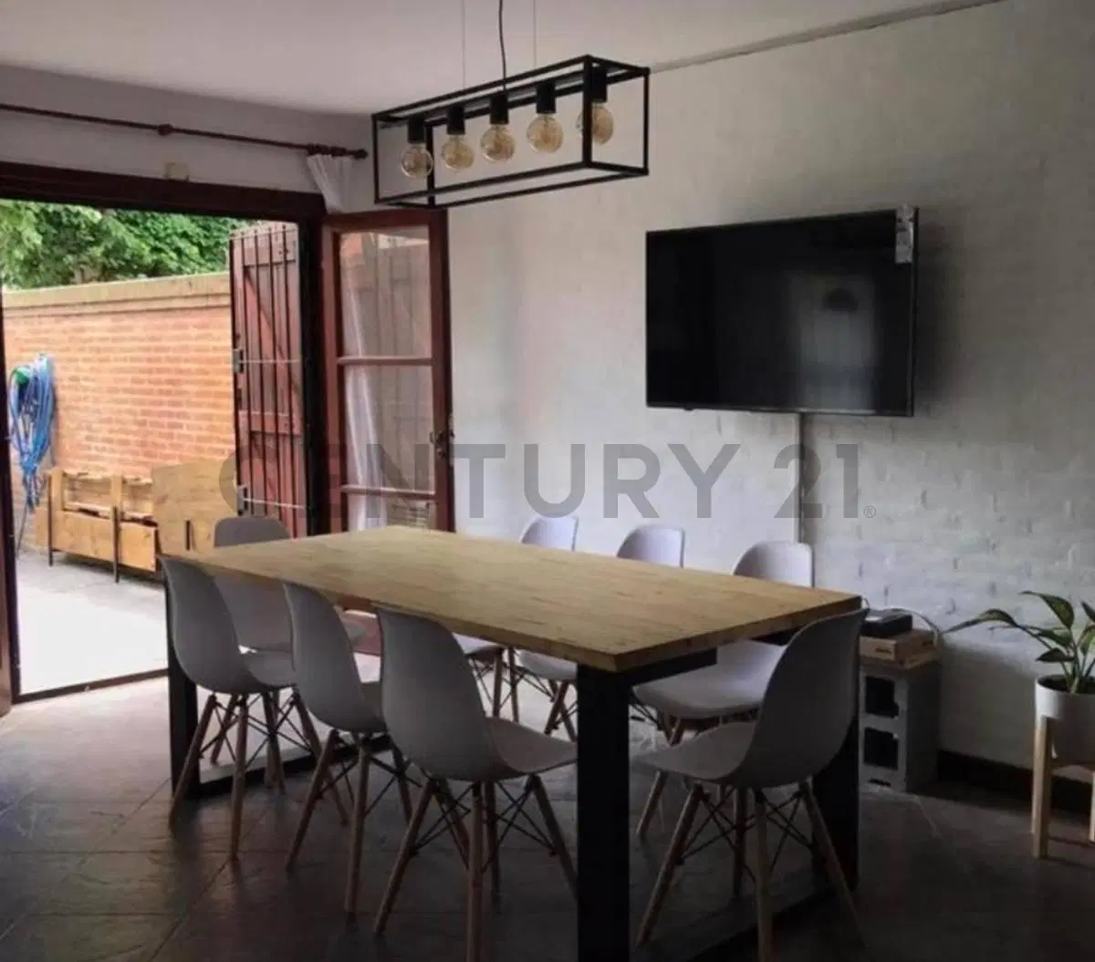 VENTA DUPLEX 4 AMBIENTES EXCELENTE UBICACIÓN 4