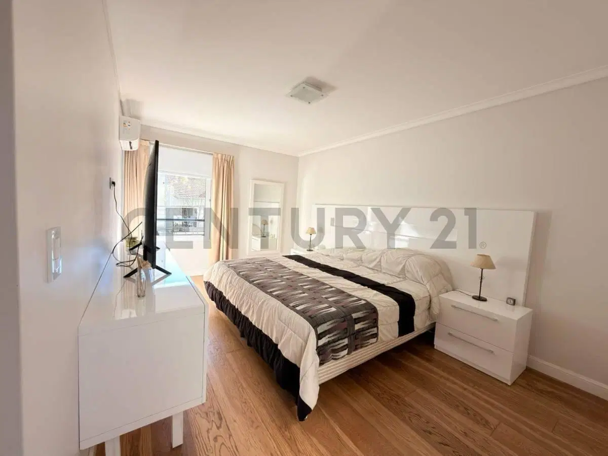 VENTA DEPARTAMENTO 3 AMBIENTES DUMBLEDOR 5