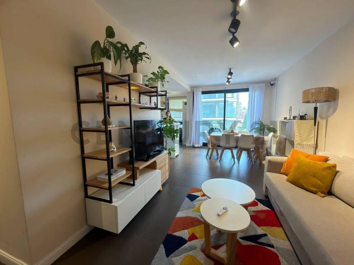VENTA SEMIPISO 3 AMBIENTES CON BALCON AL FRENTE 4