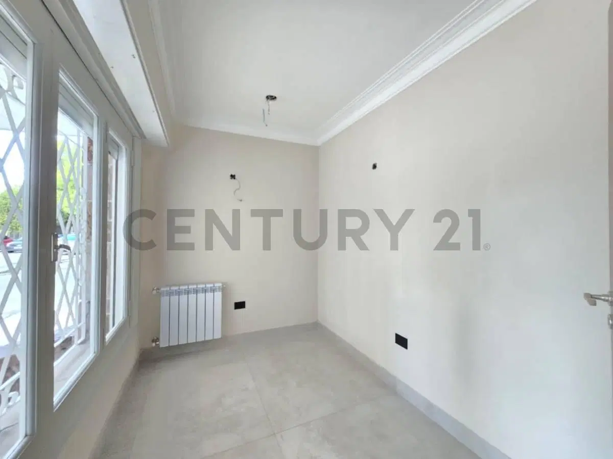 Chalet estilo Mar del Plata reciclado a nuevo – Barrio San José - A 3 cuadras de Av. Independencia 8