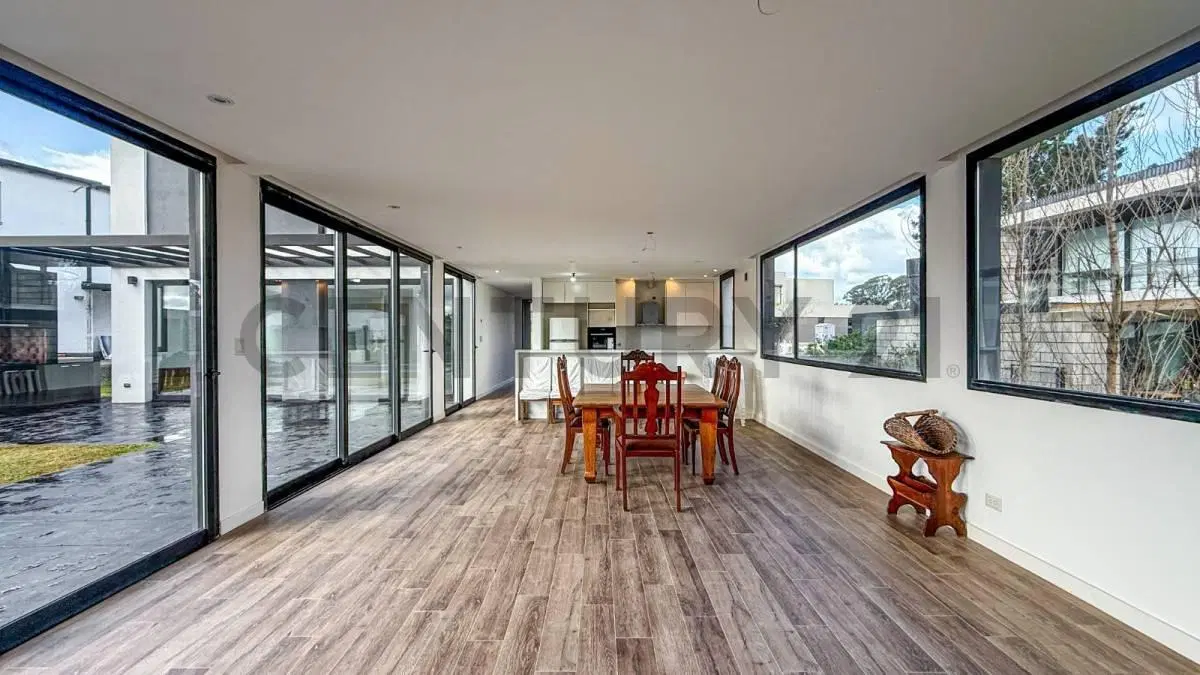 VENTA CASA 5 AMBIENTES A ESTRENAR RUMENCÓ JOVEN 2