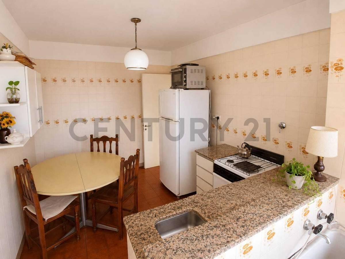 Foto de VENTA DEPARTAMENTO 3 AMBIENTES, imagen 2