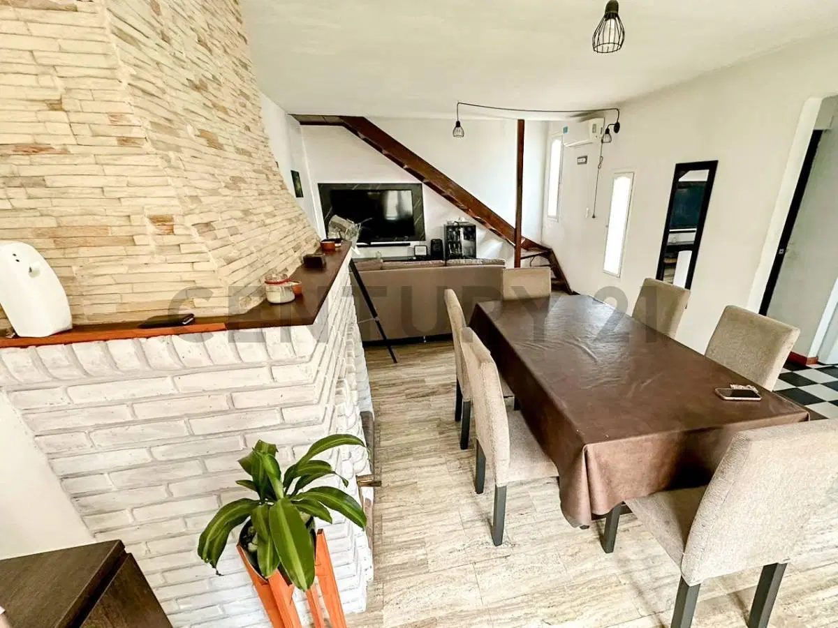 VENTA PH  3AMBIENTES  CON PATIO, JARDÍN Y PARRILLA 9 DE JULIO 5