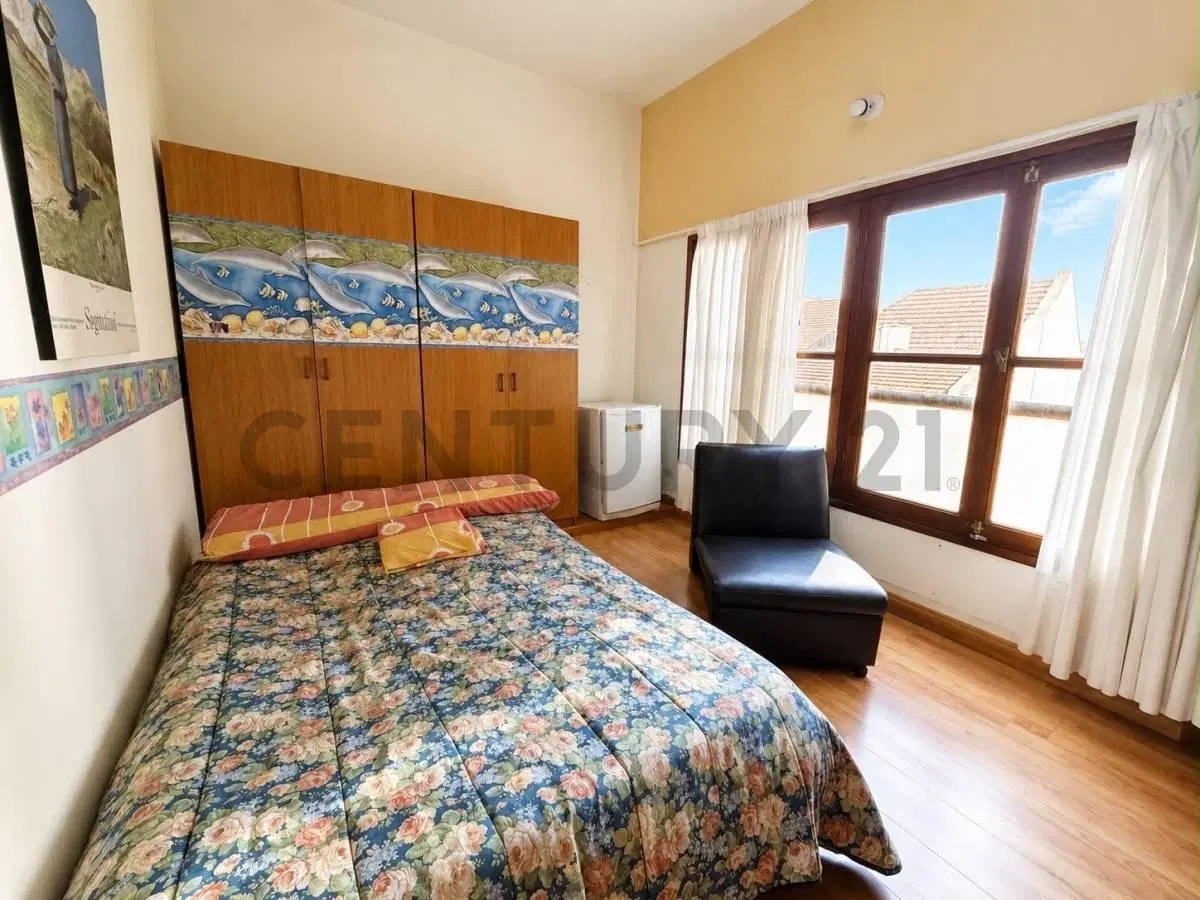 VENTA HOTEL LA PERLA ZONA LOMA DE SANTA CECILIA 4