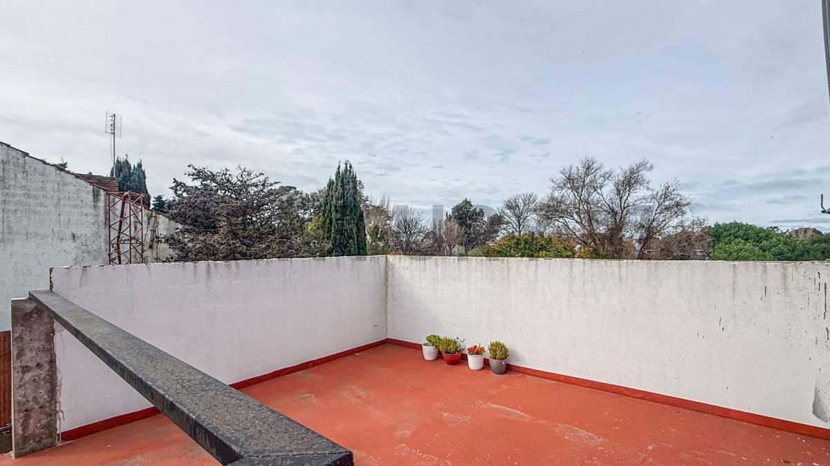 Foto de Moderna casa de 3 ambientes con 2 baños, 150 m² cubiertos y amplio parque – Faro Norte, imagen 3