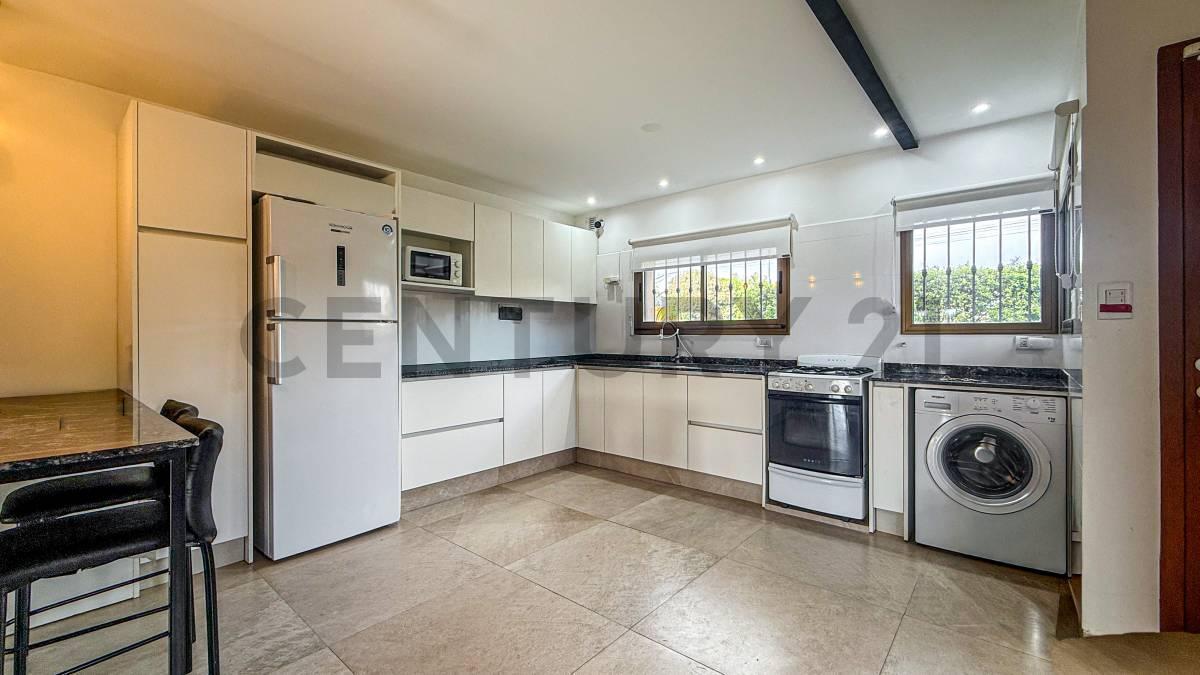 Foto de VENTA CASA 4 AMBIENTES BARRIO SAN PATRICIO, imagen 2