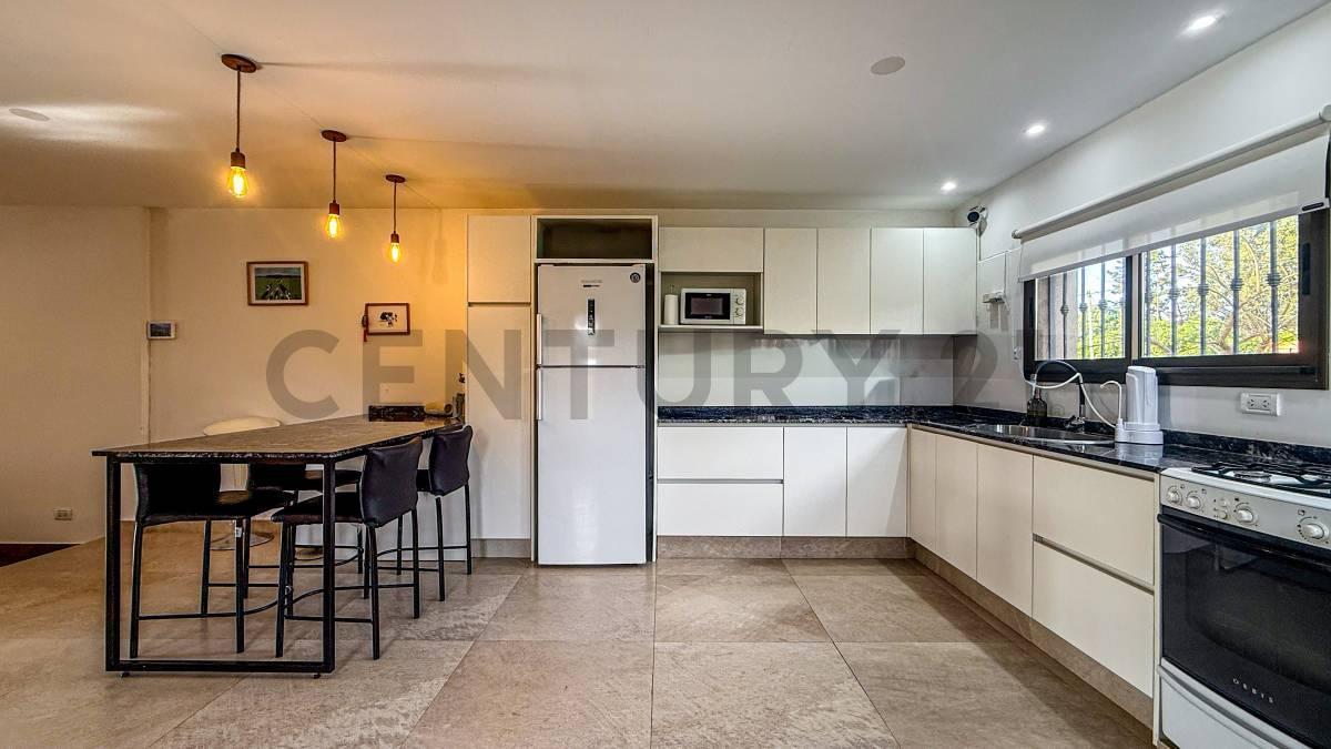Foto de VENTA CASA 4 AMBIENTES BARRIO SAN PATRICIO, imagen 4