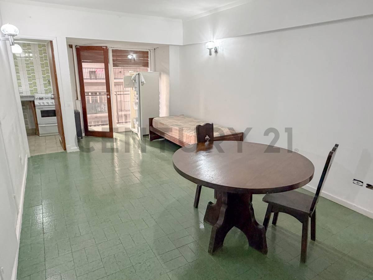 Foto de VENTA Monoambiente al frente con balcon, imagen 5