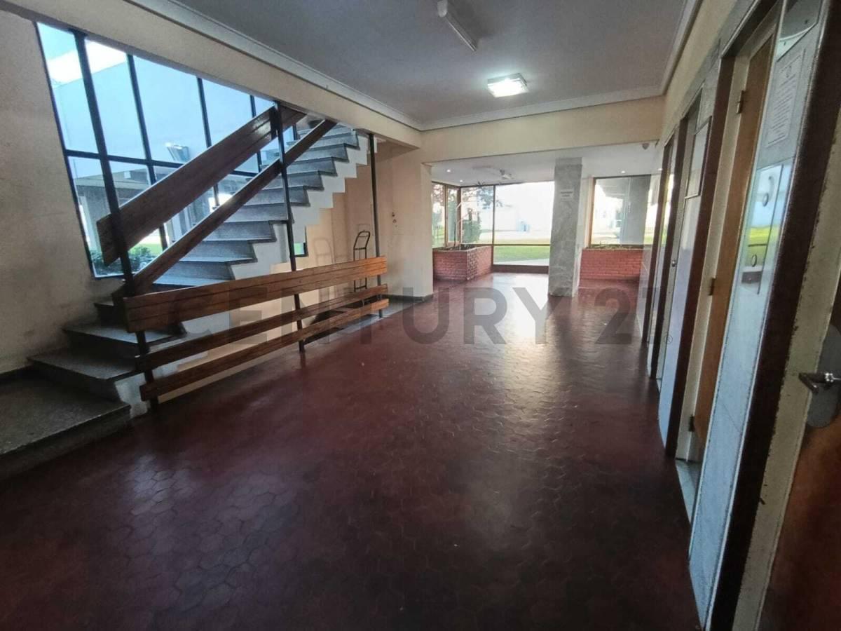 Foto de Departamento de 3 ambientes al frente con Balcón Luminoso y Cálido, imagen 4