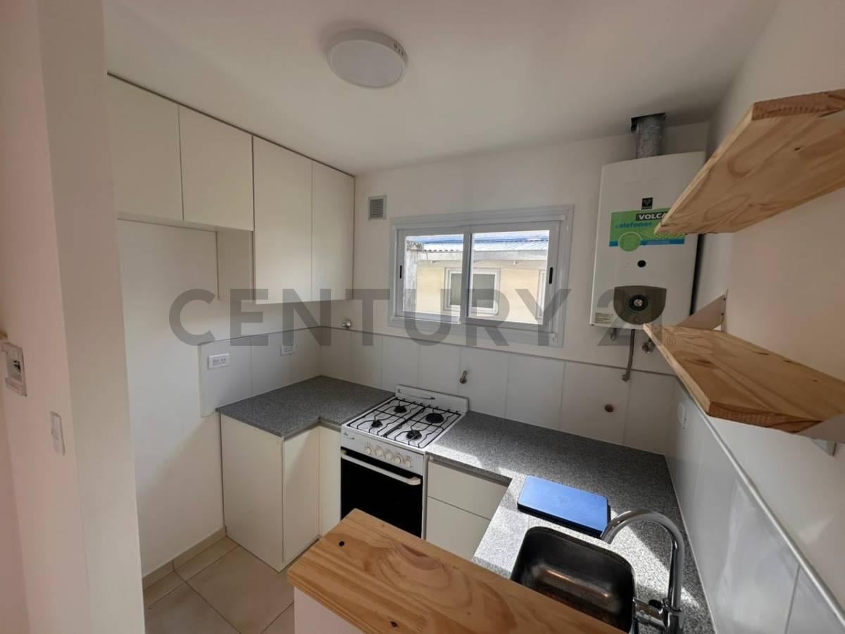 Foto de PH EN VENTA 3 AMBIENTES RECICLADO A NUEVO – BELGRANO 3500, imagen 1