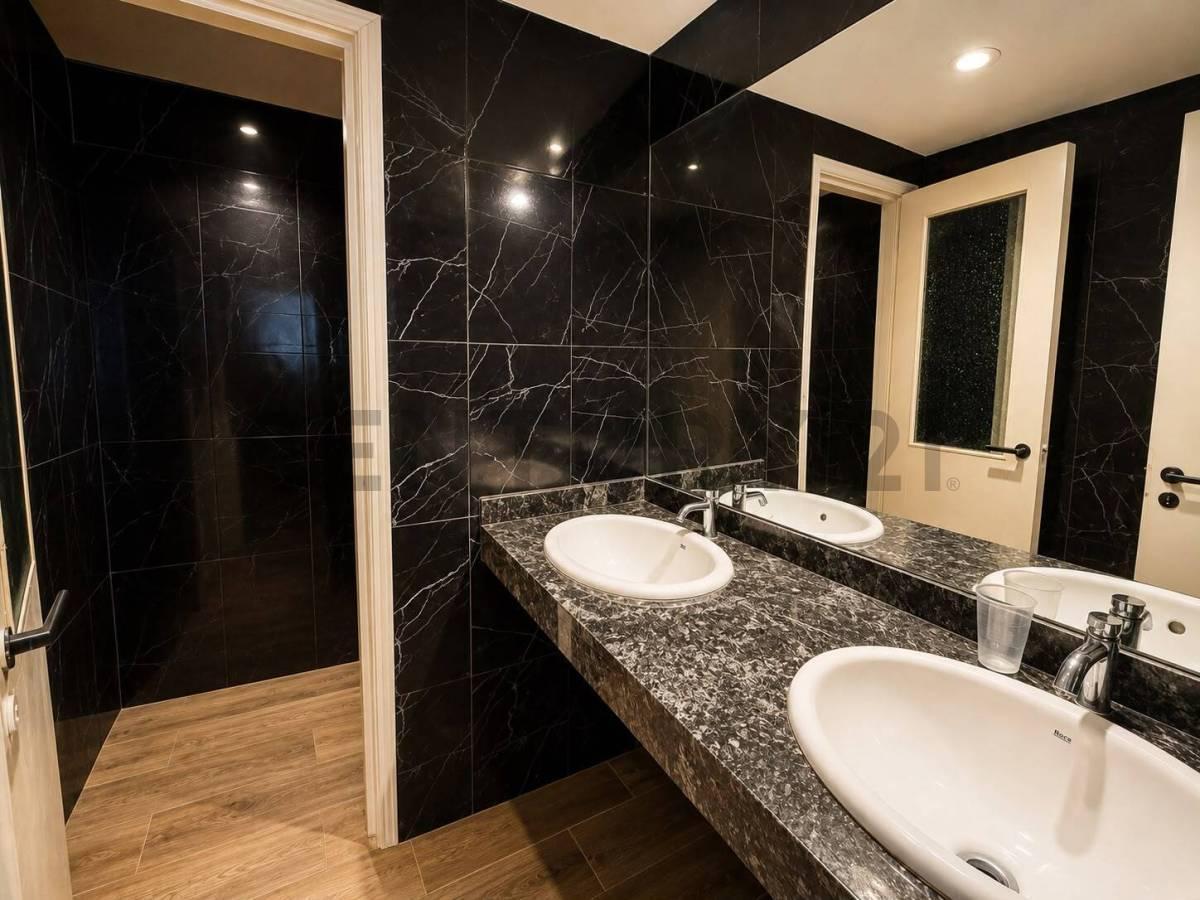 Foto de Local en Venta Barrio La Perla + Un departamento Monoambiente, imagen 5