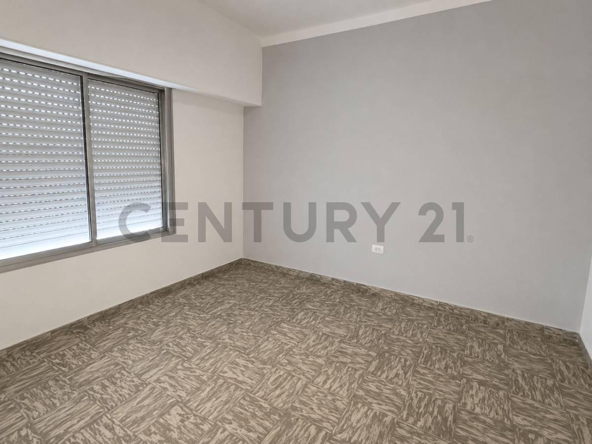 Foto de Venta de Complejo de 2 PH en Block Rivadavia 5500, imagen 3