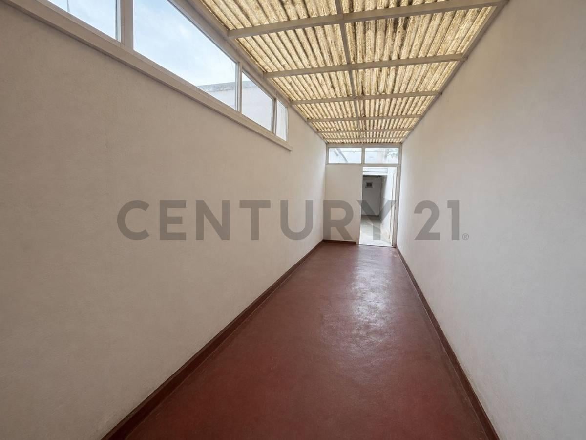 Foto de Venta de Complejo de 2 PH en Block Rivadavia 5500, imagen 2