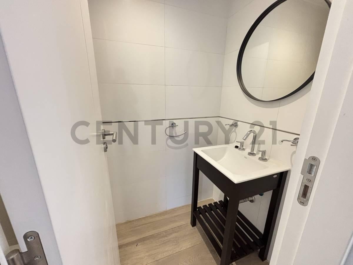 Foto de VENTA | DEPARTAMENTO 2 AMBIENTES | NOVECCENTO MORENO | VISTA AL MAR, imagen 1