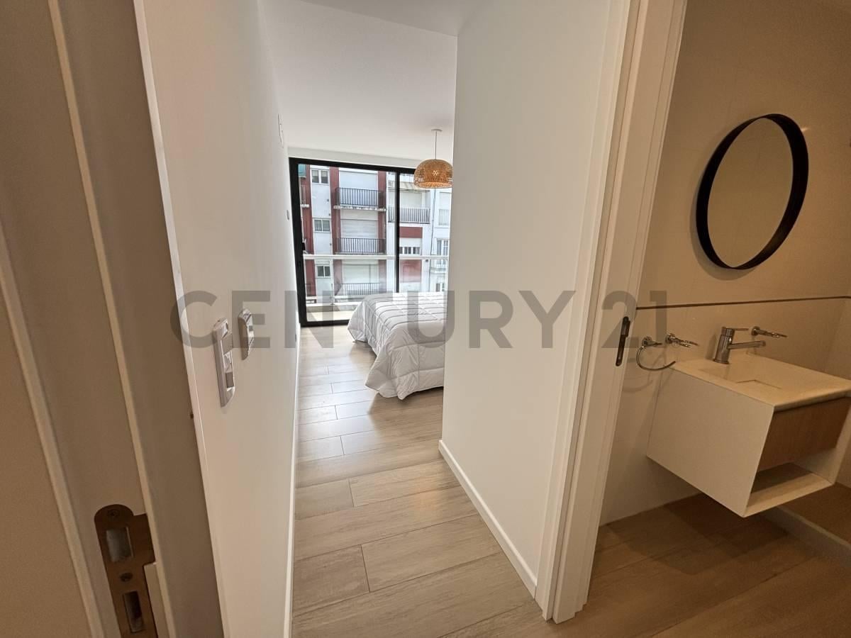 Foto de VENTA | DEPARTAMENTO 2 AMBIENTES | NOVECCENTO MORENO | VISTA AL MAR, imagen 5