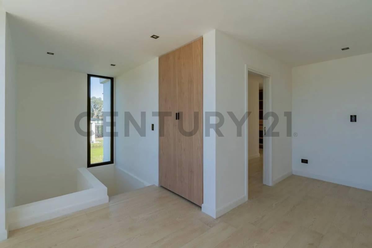 Foto de VENTA CASA 5 AMBIENTES RUMENCO JOVEN, imagen 4