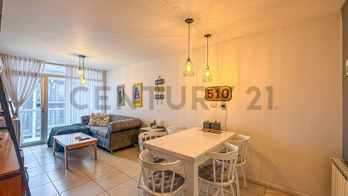 Foto de VENTA DEPARTAMENTO 2 AMBIENTES CON COCHERA AL FRENTE, imagen 3