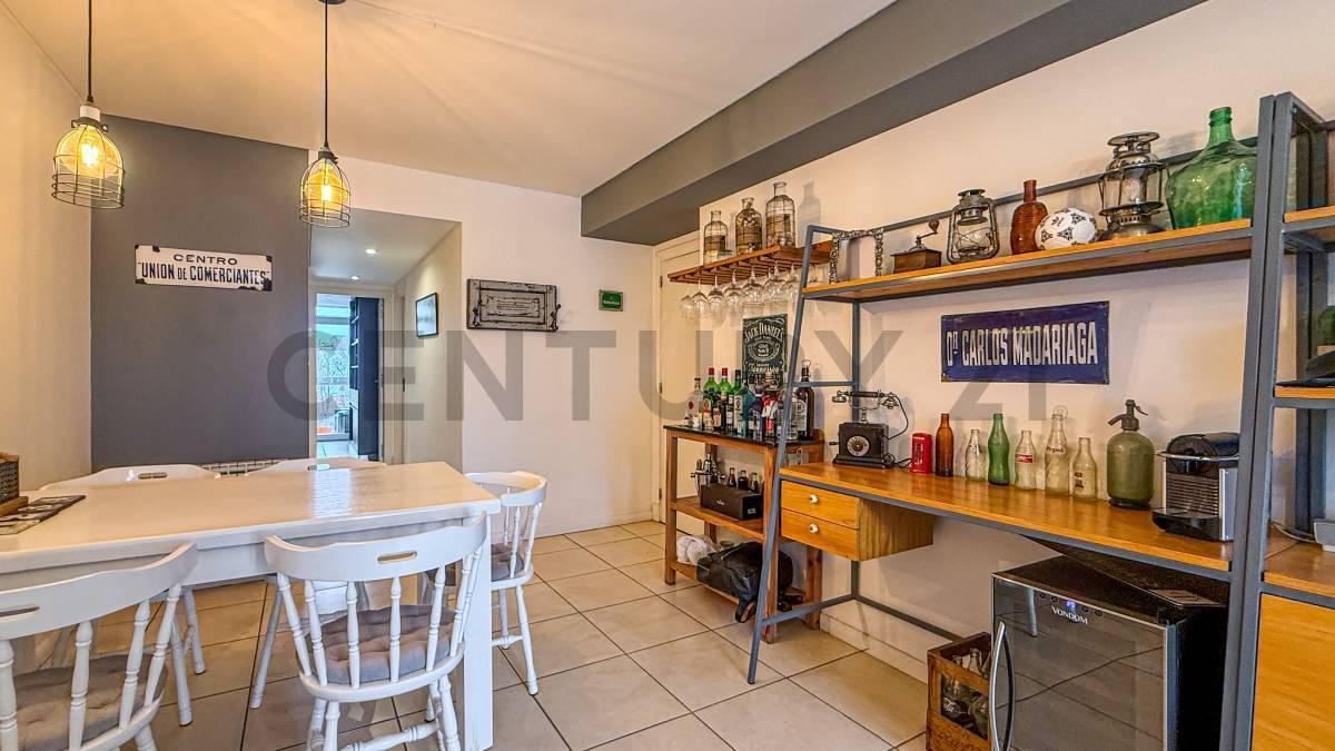 Foto de VENTA DEPARTAMENTO 2 AMBIENTES CON COCHERA AL FRENTE, imagen 4