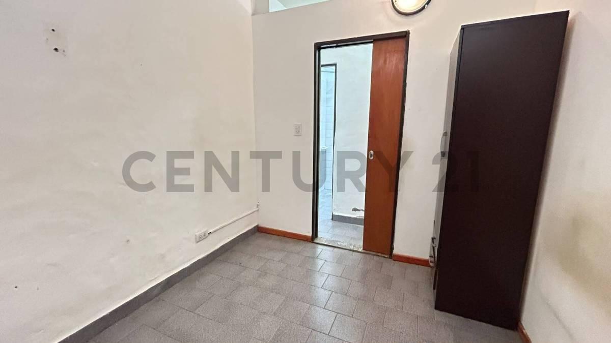 Foto de VENTA PH 2 AMBIENTES AL FRENTE CON PATIO VILLA PRIMERA, imagen 5
