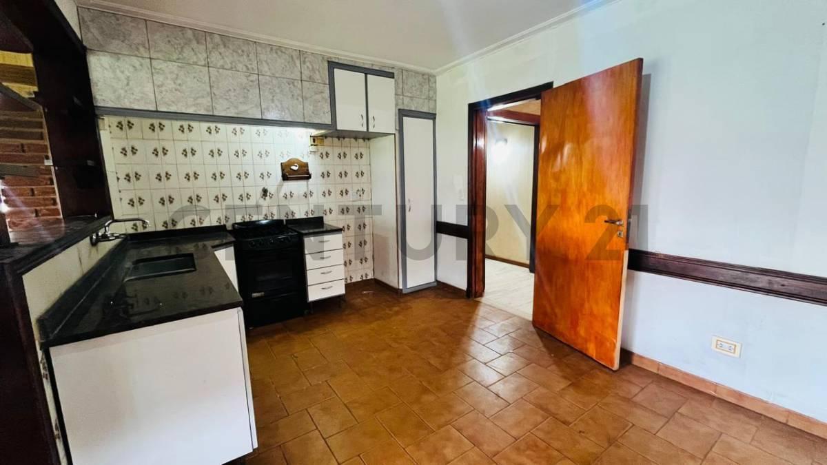Foto de Alquilo chalet 12 meses renovables 4 ambientes, imagen 2