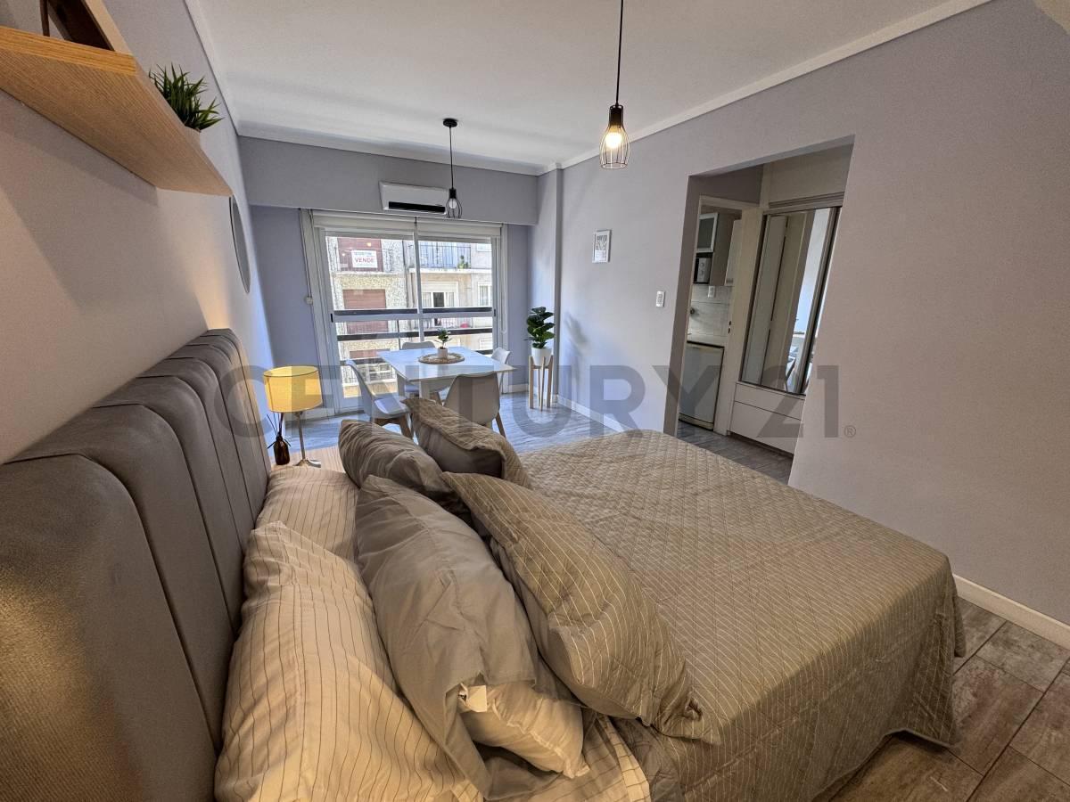Foto de VENTA DEPARTAMENTO 1 AMBIENTE A LA CALLE CON BALCÓN - LAMADRID 2300, imagen 4