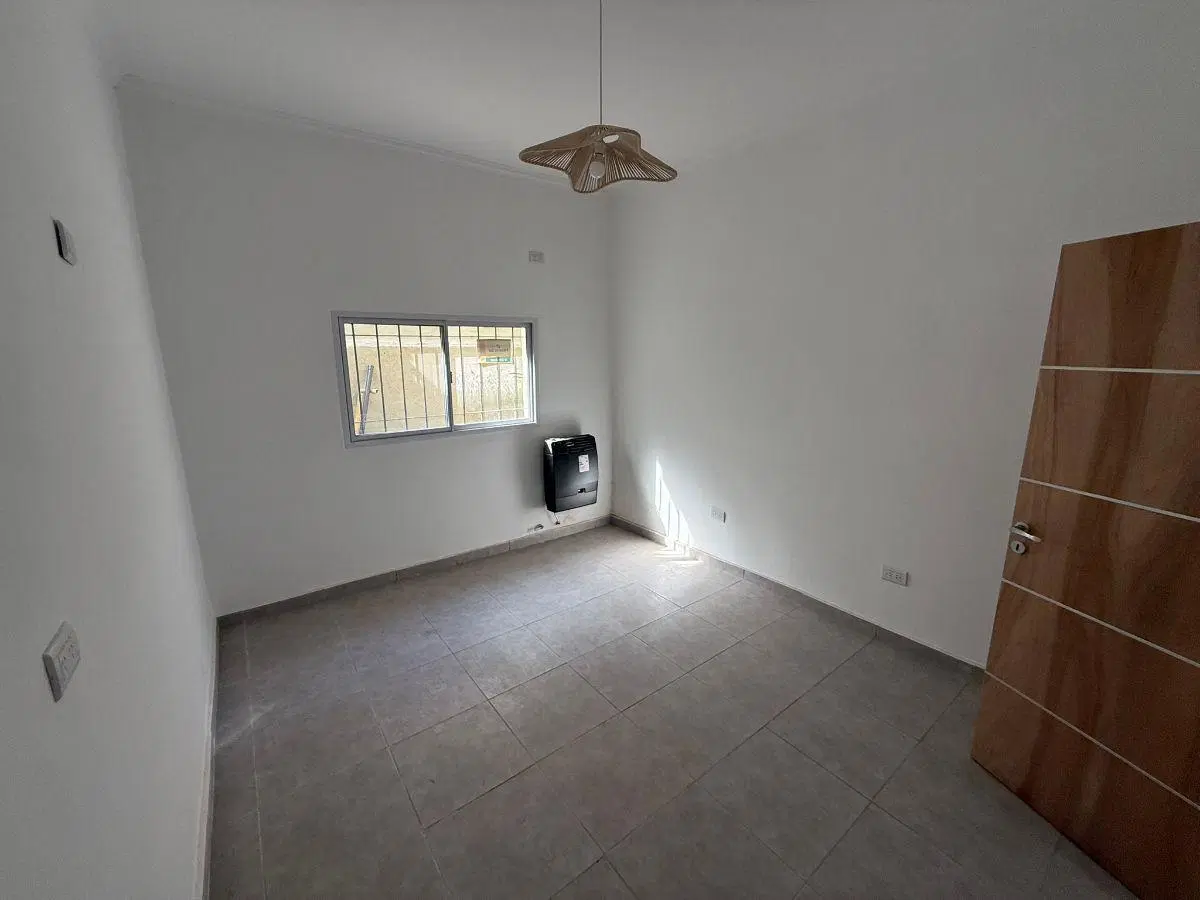 Casa a estrenar de 3 dormitorios con gas natural | Santa Rosa de Calamuchita 2
