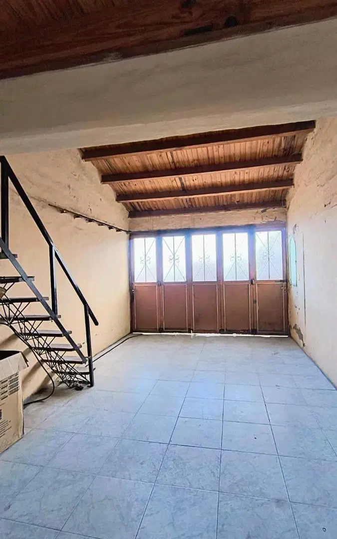 Casa con departamento y cochera doble | Recorrido 360° disponible 3