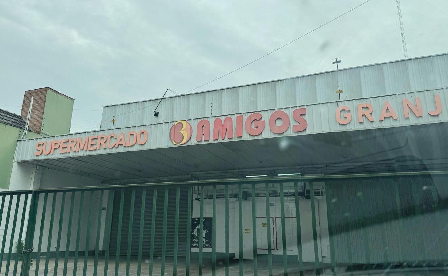 Local - Ituzaingó