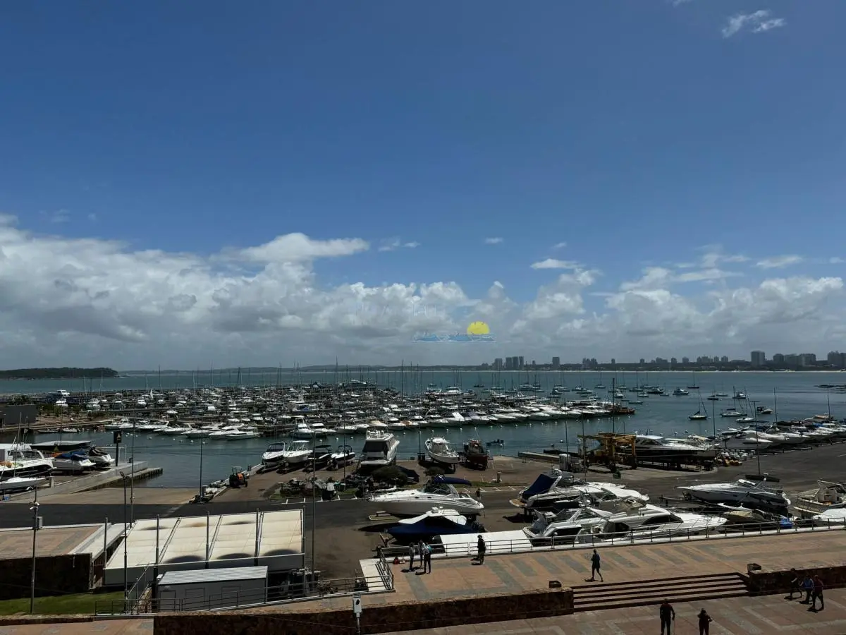 Apartamento en Venta de 3 Dormitorios en Punta del este , Puerto , Península , Edificio Portofino 1