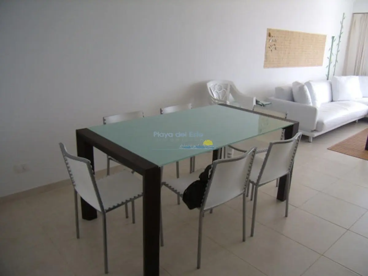 Apartamento en Alquiler de temporada en Punta del este de 2 dormitorios , Art boulevard , Playa Mans 3