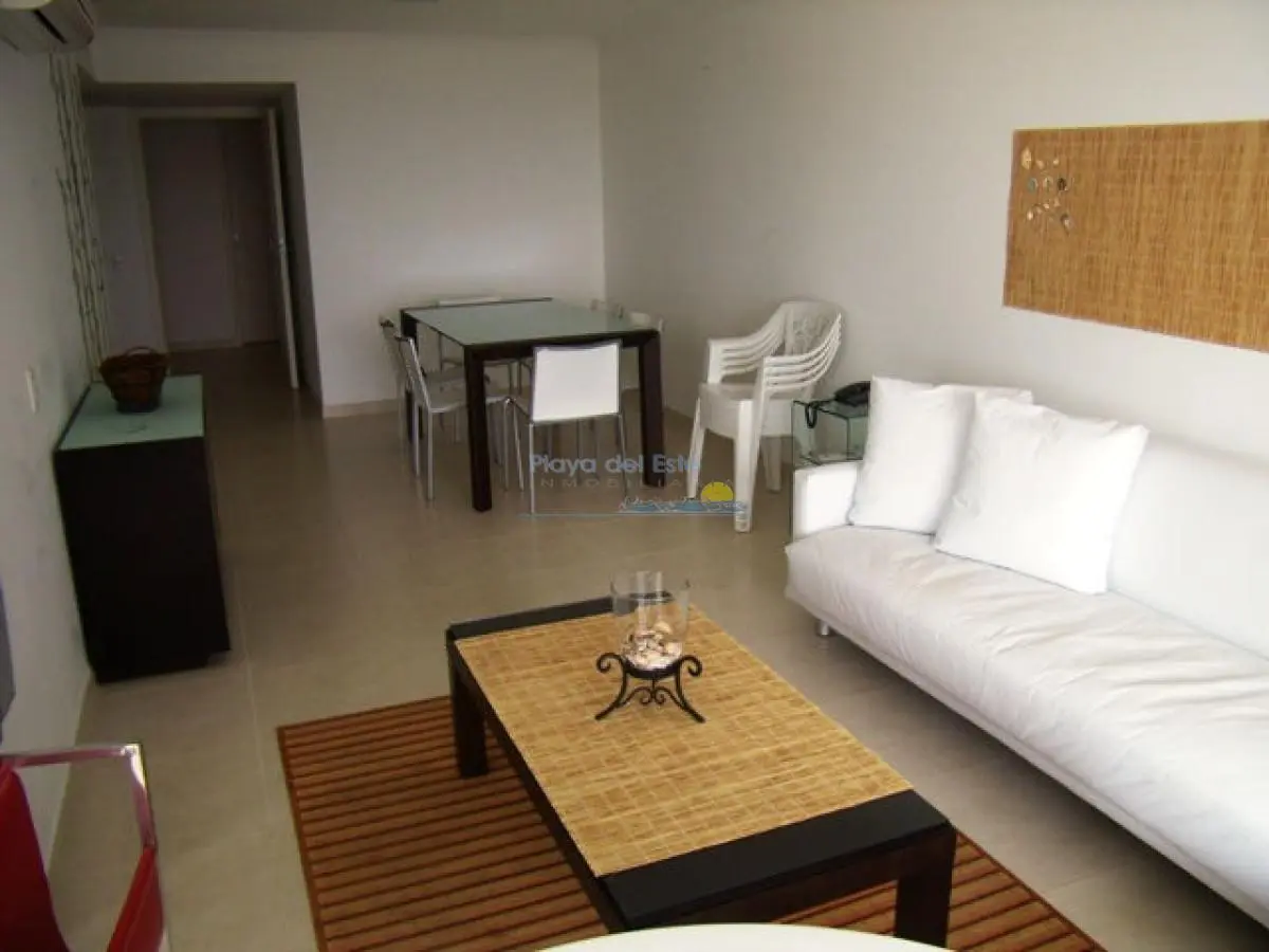 Apartamento en Alquiler de temporada en Punta del este de 2 dormitorios , Art boulevard , Playa Mans 5