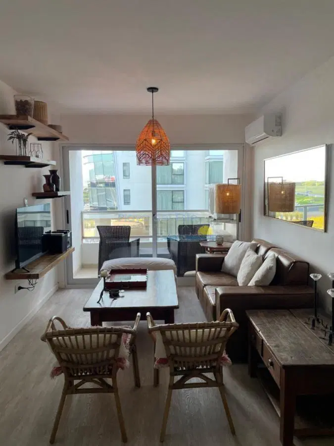 Apartamento en alquiler anual de 2 dormitorios en Punta del este , Playa brava 3