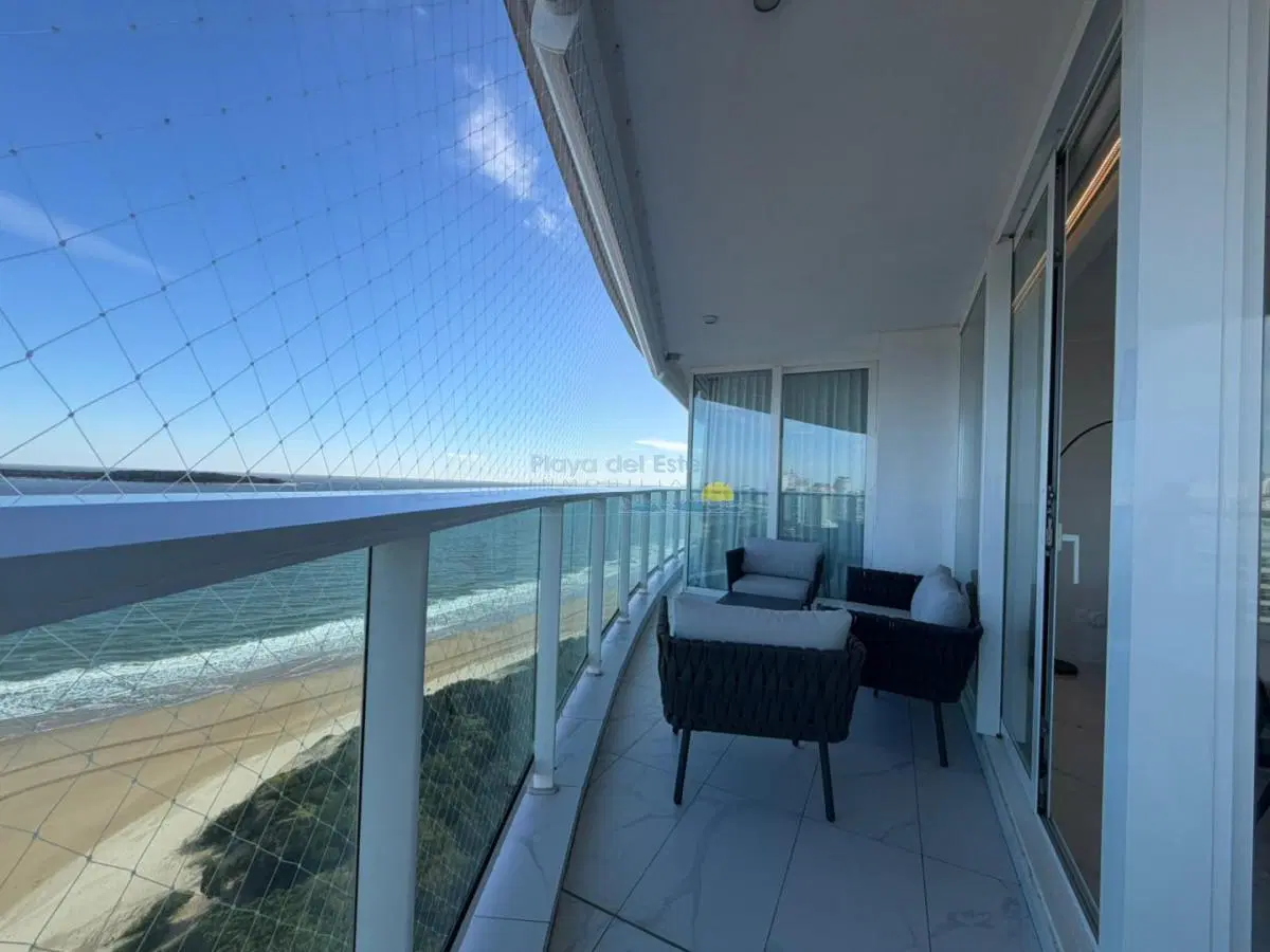 Apartamento en Venta de 3 dormitorios en Paramount , Punta del este 2