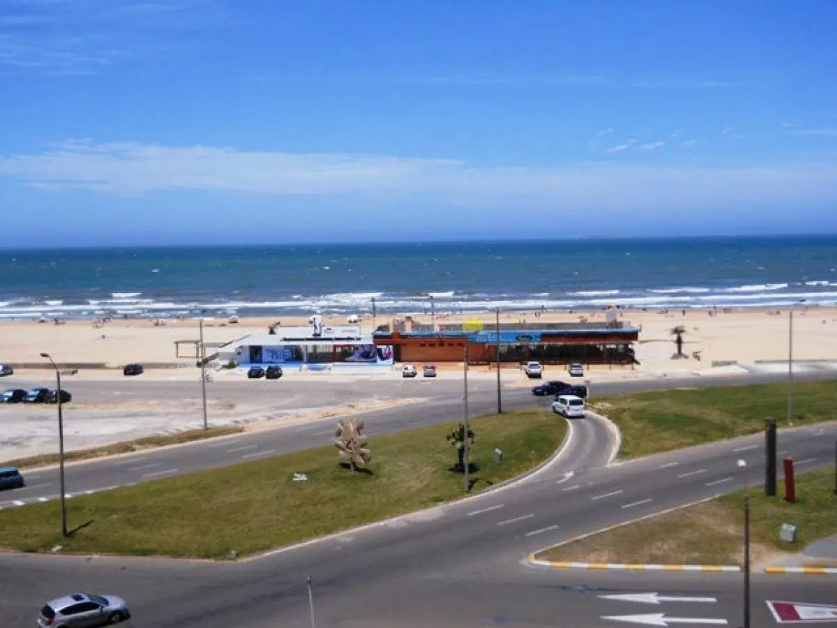 Apartamento en Torre Imperiale de 3 dormitorios , Punta del este , Playa Brava 5