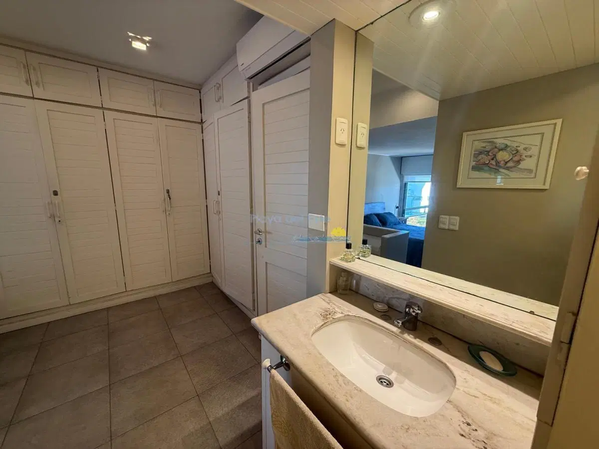 Apartamento en Peninsula, 3 dormitorios * 4