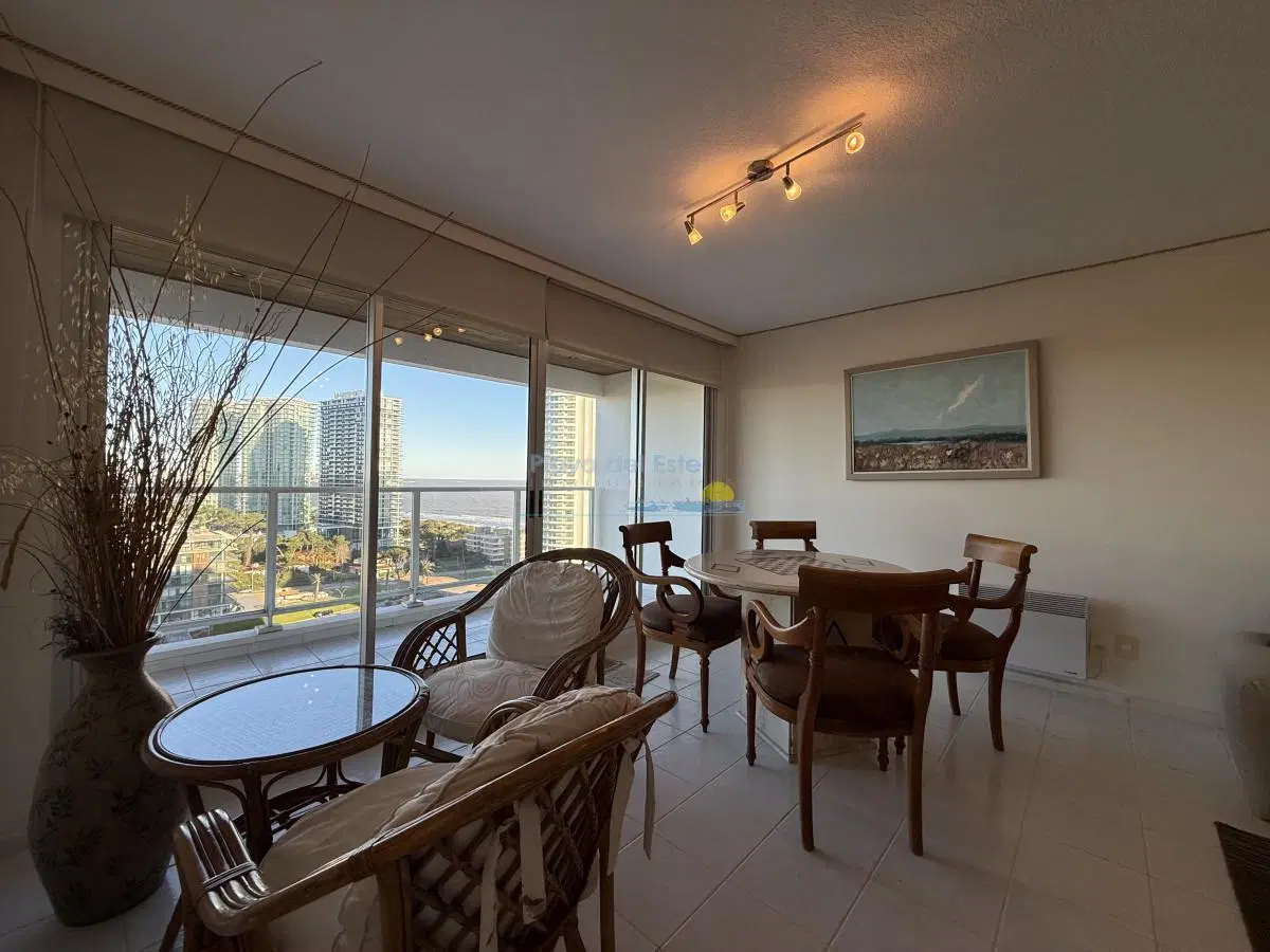 Apartamento en Mansa, 3 dormitorios 4