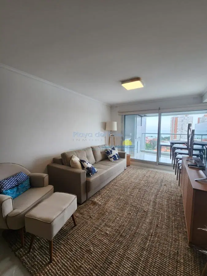 Alquiler Miami Boulevard , 2 dormitorios, Punta del este 1