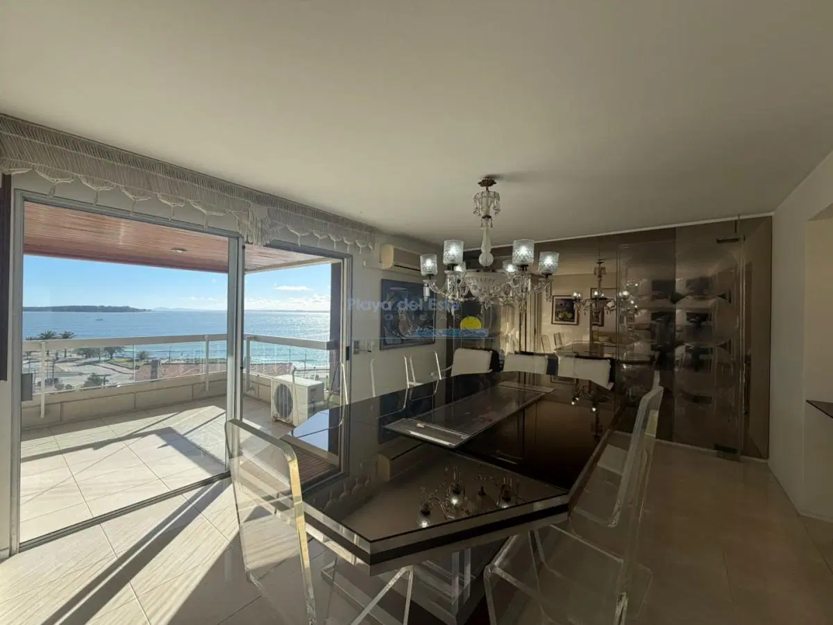 Apartamento de 4 dormitorio en alquiler anual e invernal , Punta del este , Playa Mansa 2