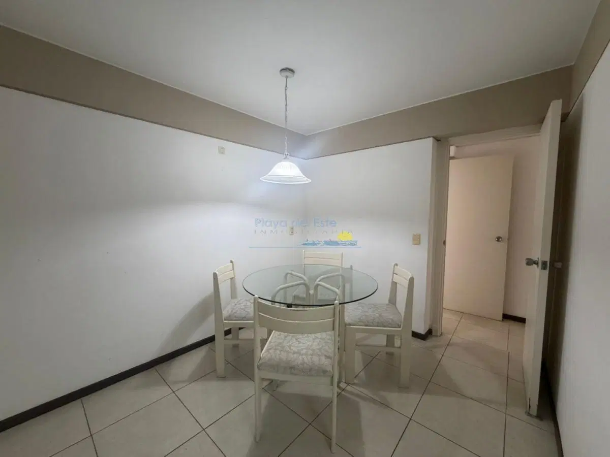 Apartamento de 3 dormitorios alquiler anual , Punta del este , Playa Mansa 5