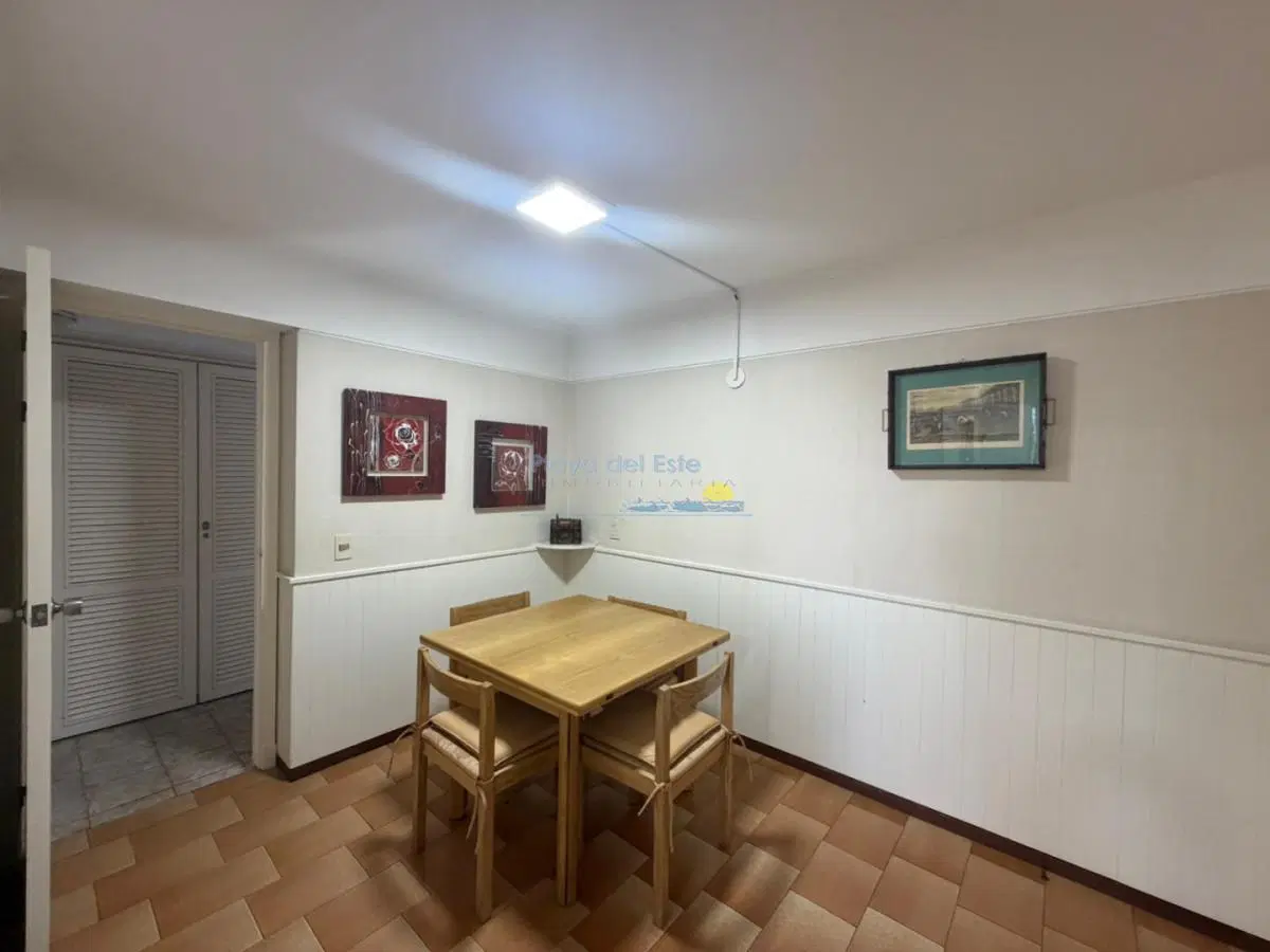 Apartamento de 3 dormitorios en alquiler anual e invernal , Punta del este 2