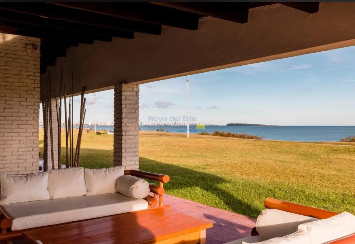 CASA EN ALQUILER DE TEMPORADA EN PUNTA DEL ESTE , PLAYA MANSA 4