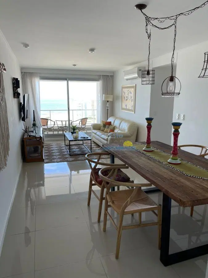 Apartamento en Alquiler de 2 dormitorios en Punta del este , Playa Brava , Edificio Wind 1