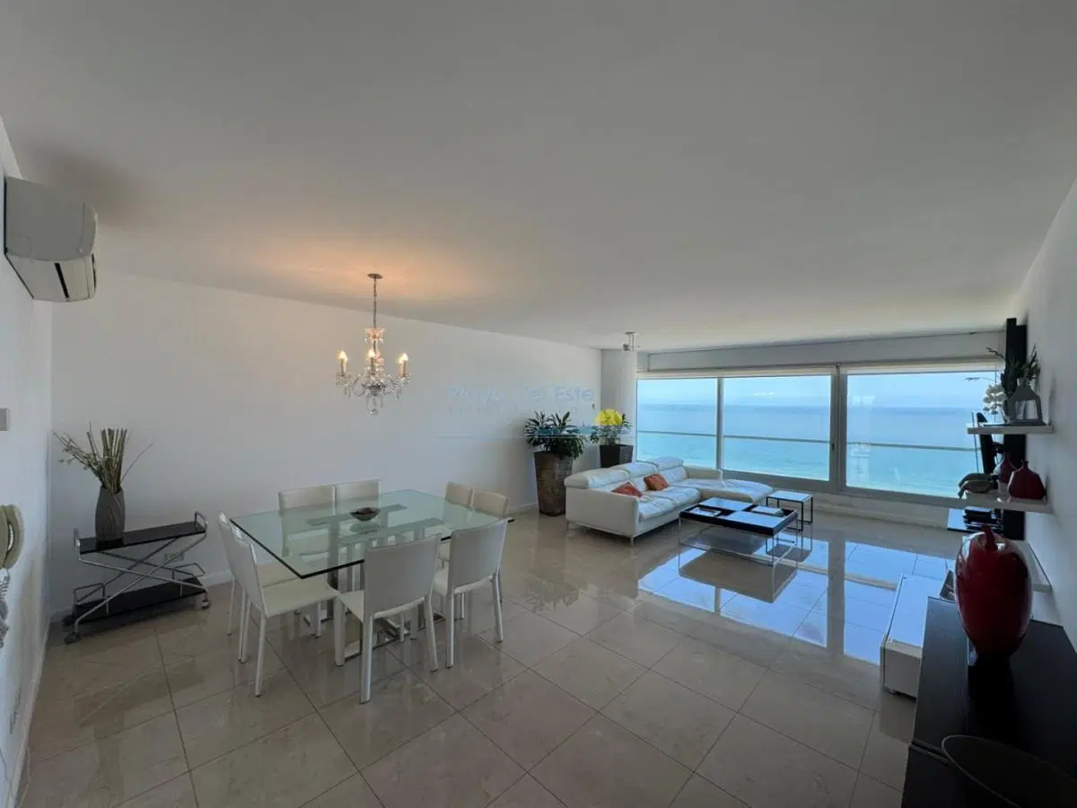Apartamento en alquiler temporal de 2 dormitorios en Torre Le parc , Punta del este , Playa Brava 5
