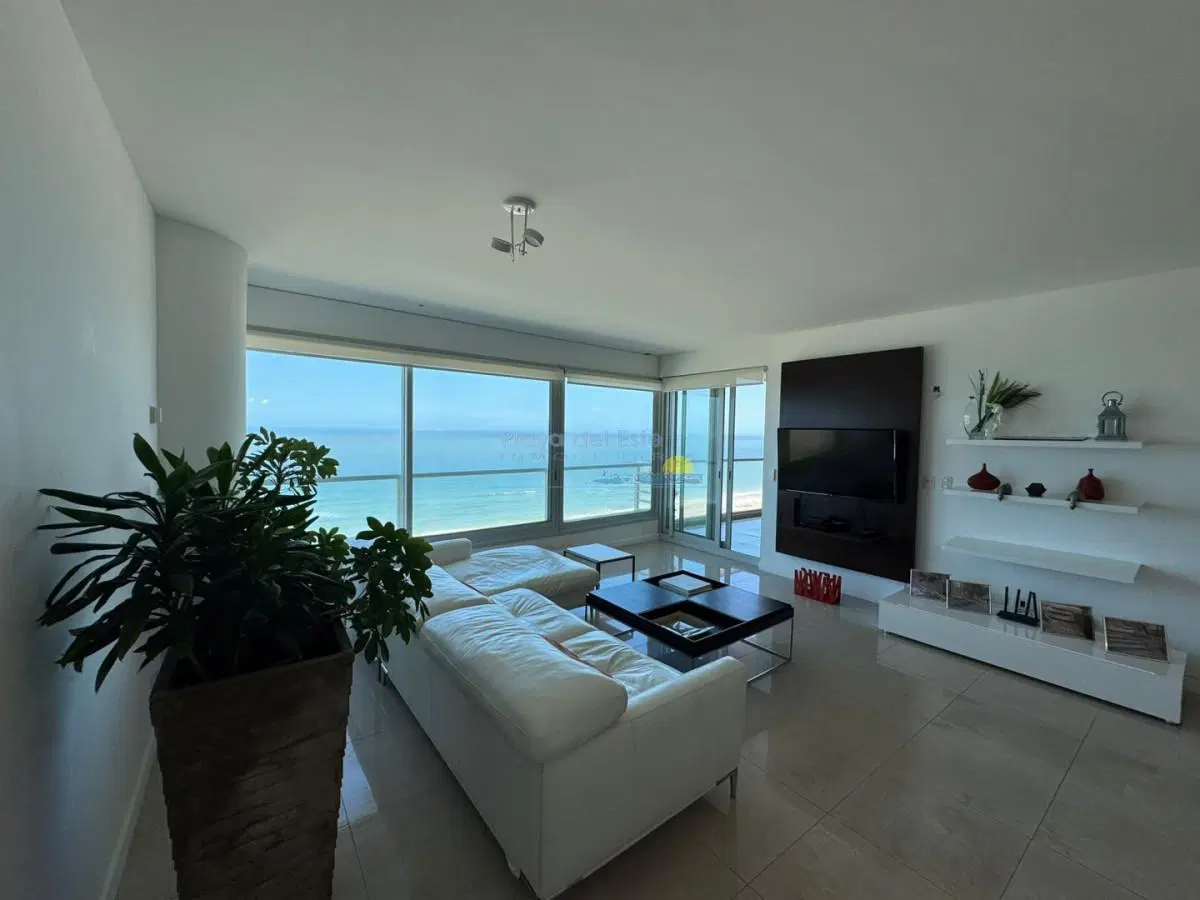 Apartamento en alquiler temporal de 2 dormitorios en Torre Le parc , Punta del este , Playa Brava 4