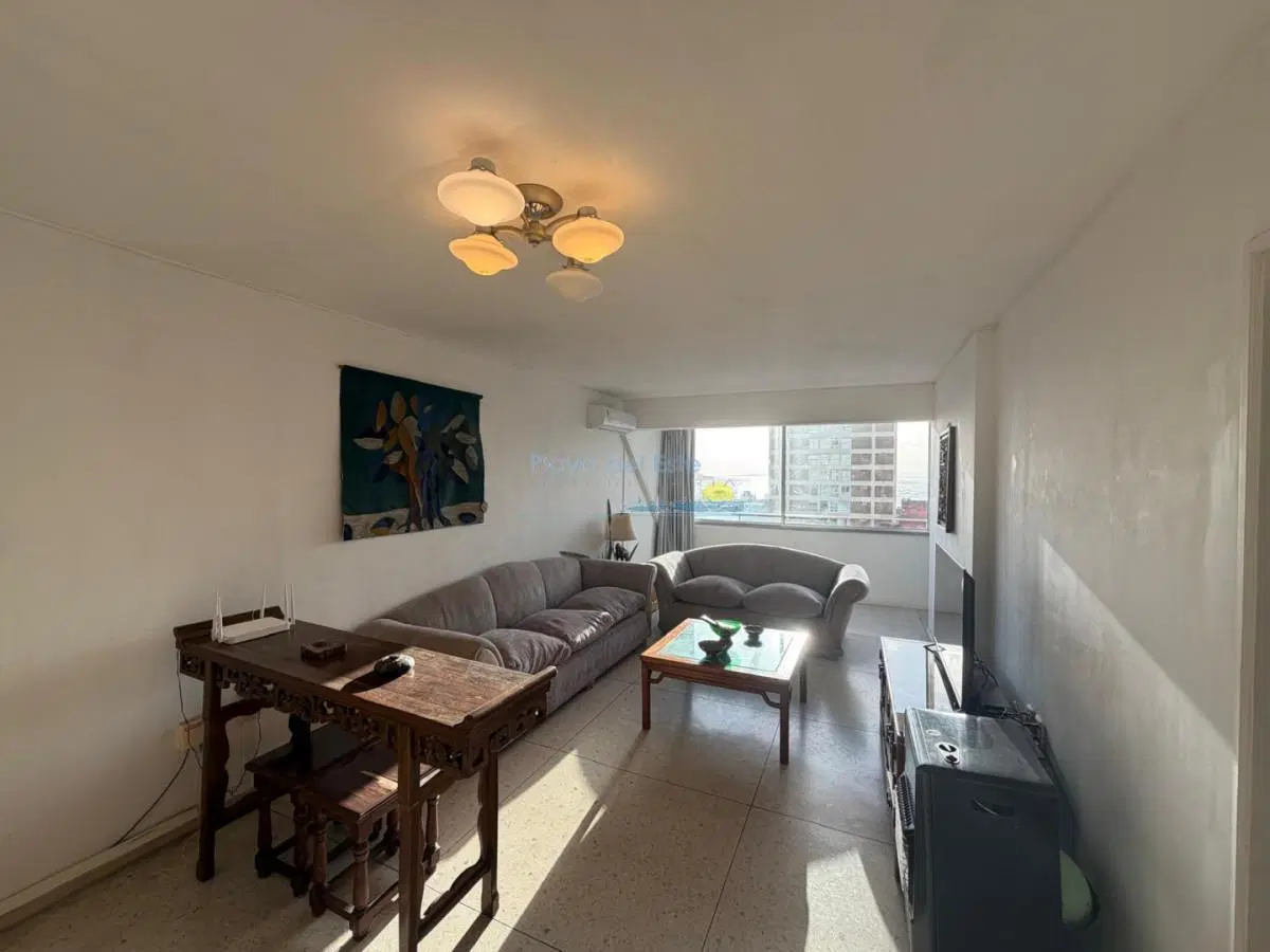 Apartamento en Venta de 2 dormitorios y medio en Punta del este , Gorlero , Península 3