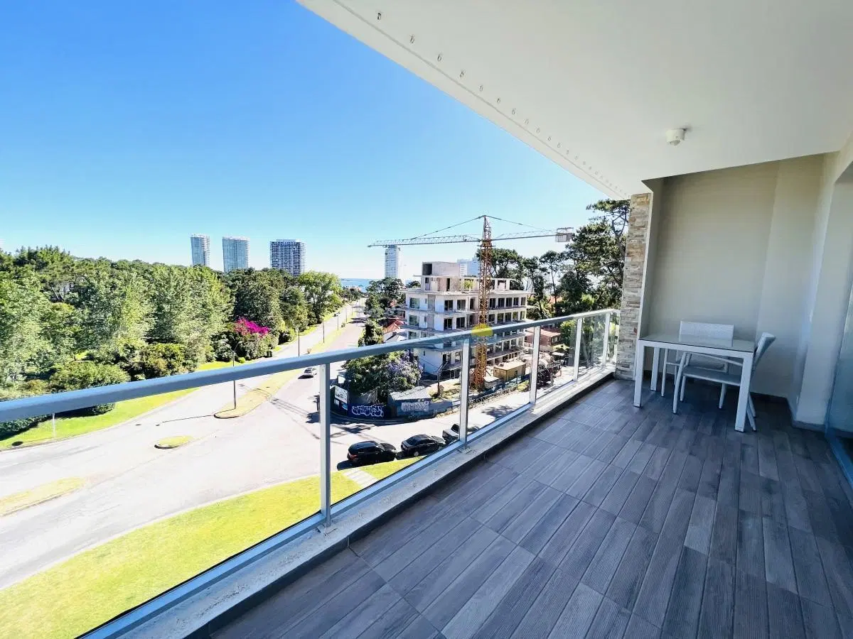 Emerald apartamento en venta - 3 dormitorios + den- piscina  - Mansa Penthouse Punta del Este 4