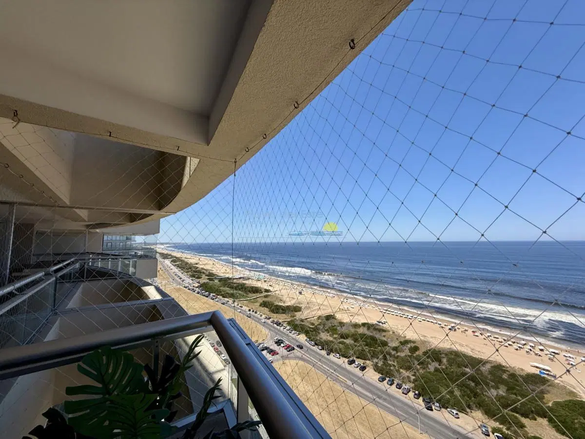 Apartamento en Punta del Este, Brava 4