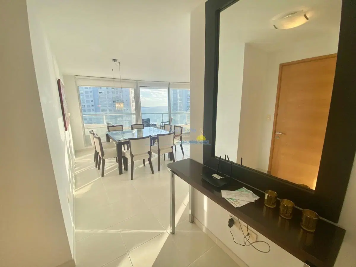 Apartamento en venta Mansa 3 dormitorios 4