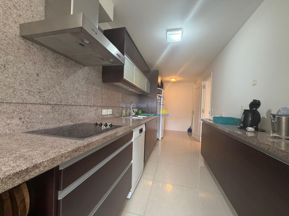 Foto de Apartamento de 3 dormitorios en Venta en Punta del este , Playa brava, imagen 2